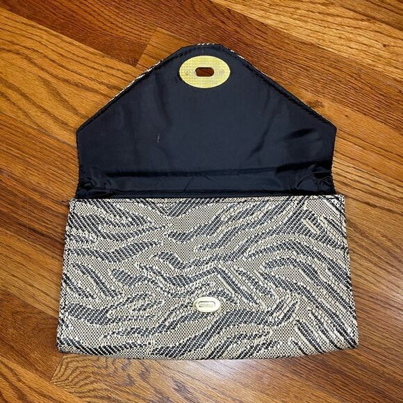 H&M Print Clutch - Picture 6 of 10